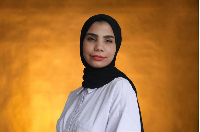 social media content creator amna alsuosy